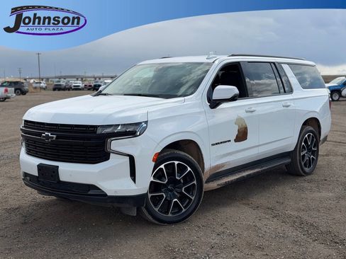 Used 2022 Chevrolet Suburban RST w/ Luxury Package AWD/4WD image 1