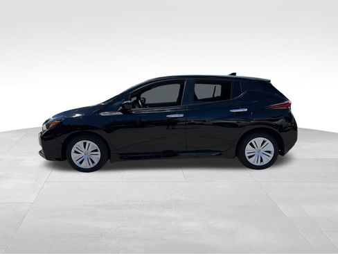 Used 2023 Nissan Leaf S FWD image 4