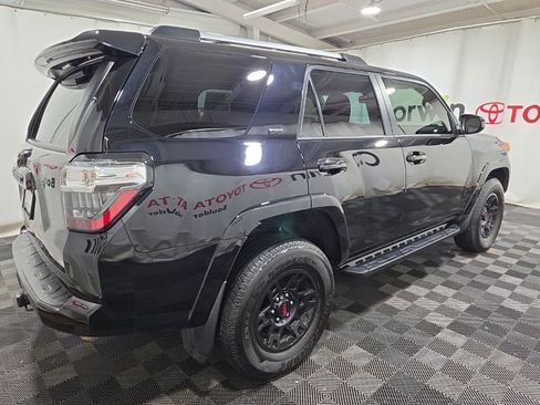 Used 2024 Toyota 4Runner SR5 AWD/4WD image 10