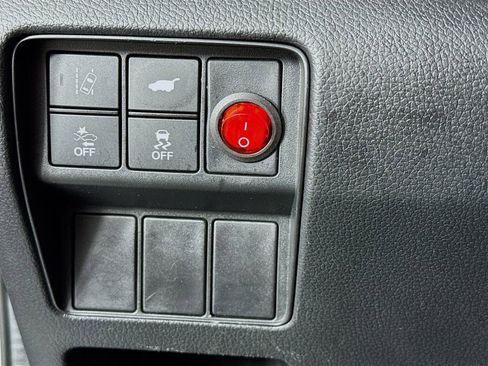 Used 2018 Honda CR-V Touring image 14