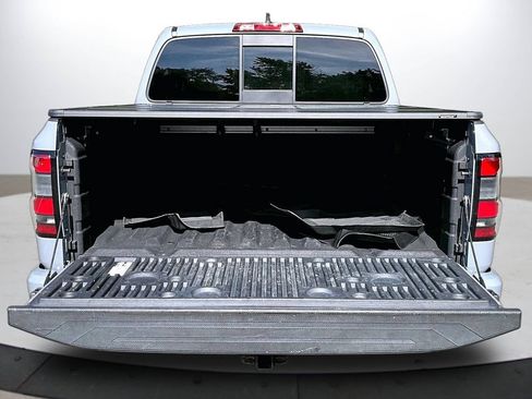 Used 2022 Nissan Frontier PRO-4X AWD/4WD image 24