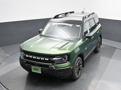New 2025 Ford Bronco Sport Outer Banks w/ Outer Banks Tech Package+ AWD/4WD image 39
