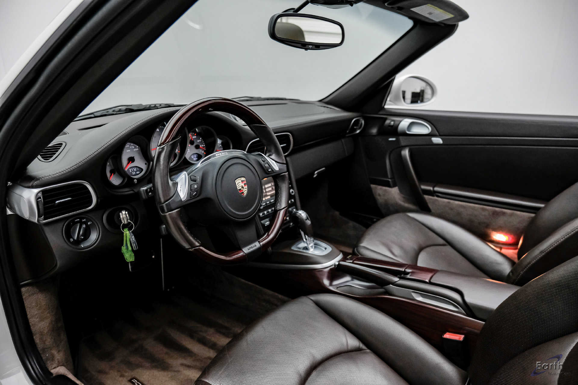Used 2011 Porsche 911 Carrera S RWD image 2