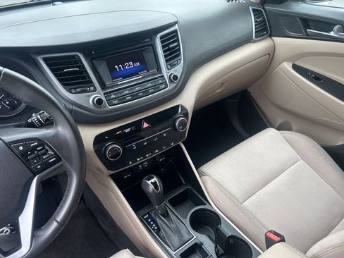 Used 2016 Hyundai Tucson Sport AWD/4WD image 33