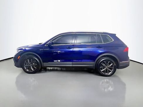 Used 2022 Volkswagen Tiguan SE w/ Panoramic Sunroof Package AWD/4WD image 6