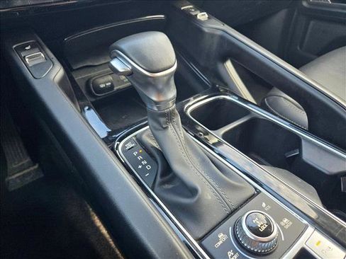 Used 2025 Kia Telluride S image 18