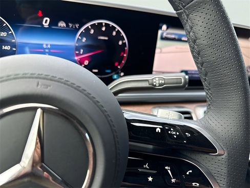 New 2026 Mercedes-Benz GLS 580 4MATIC image 19