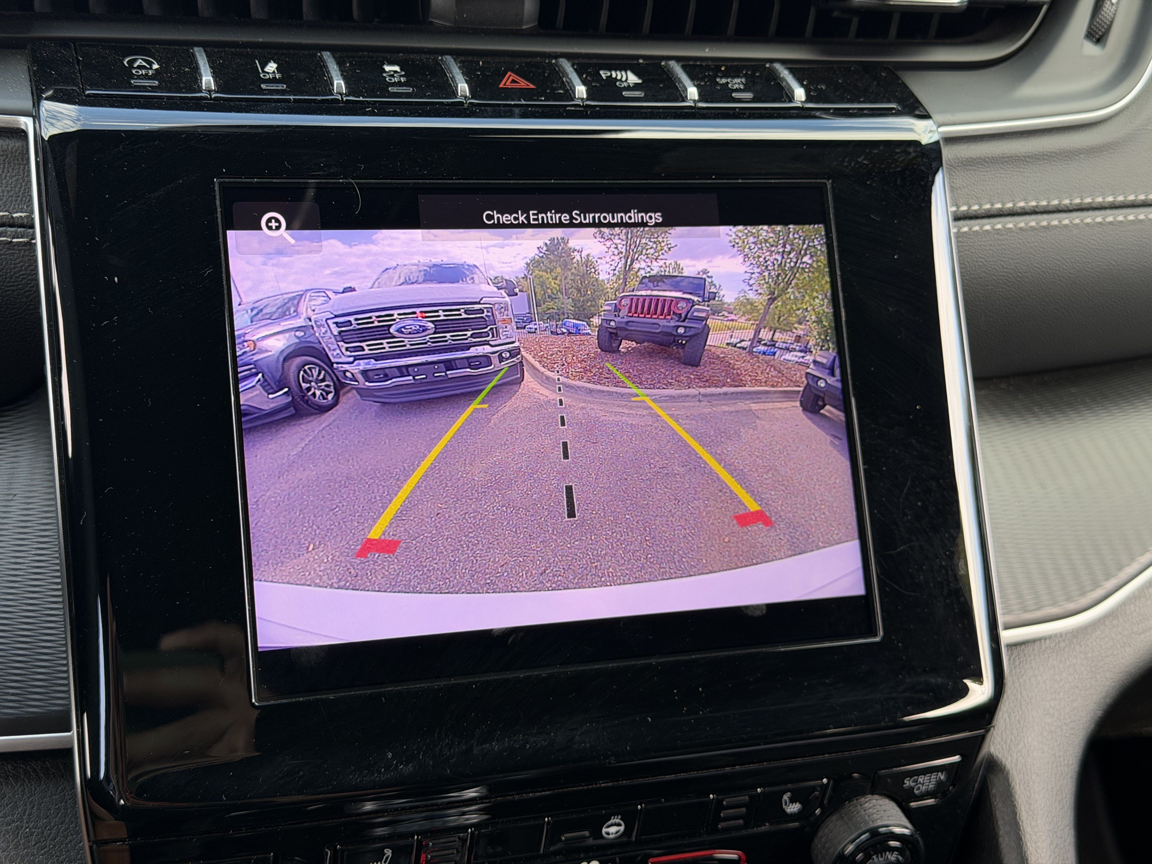Used 2025 Jeep Grand Cherokee L Altitude AWD/4WD image 25