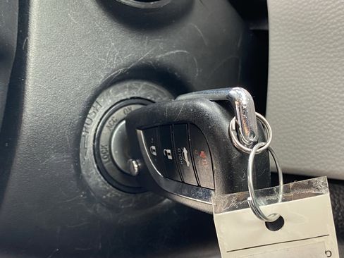 Certified 2024 Toyota Corolla LE image 24