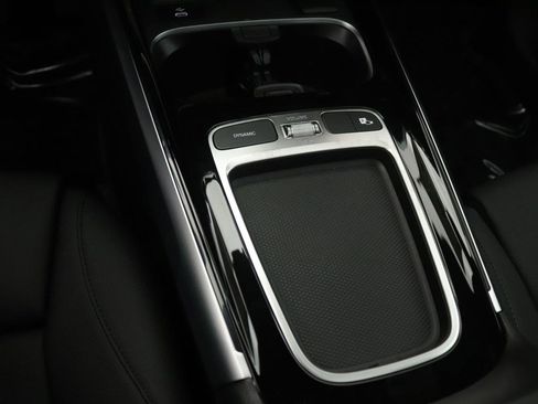 New 2026 Mercedes-Benz GLB 250 4MATIC image 6