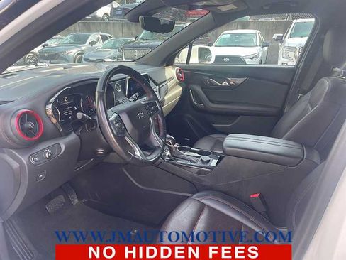 Used 2019 Chevrolet Blazer RS AWD/4WD image 2