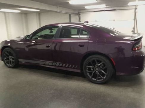 Used 2022 Dodge Charger R/T w/ Plus Group RWD image 6