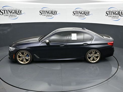 Used 2018 BMW M550i xDrive image 12