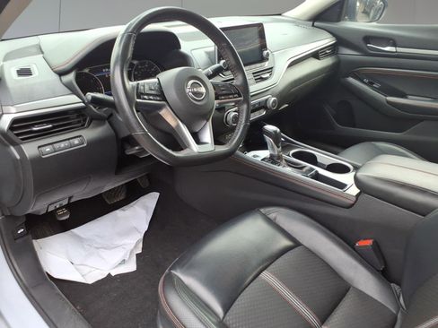 Used 2023 Nissan Altima 2.5 SR image 11