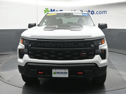 Used 2024 Chevrolet Silverado 1500 Custom Trail Boss AWD/4WD image 6