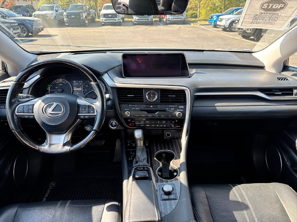 Used 2018 Lexus RX 450hL Luxury w/ Accessory Package AWD/4WD image 10