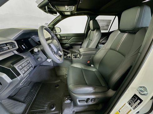 New 2026 Toyota 4Runner Limited image 9