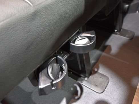 Used 2023 Mercedes-Benz Sprinter 2500 image 41