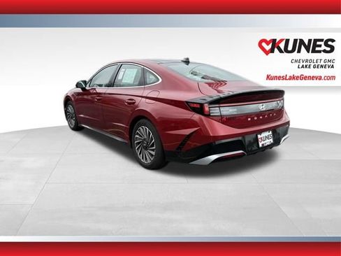 Used 2024 Hyundai Sonata Limited image 9