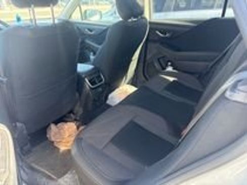 Used 2025 Subaru Outback Premium AWD/4WD image 5