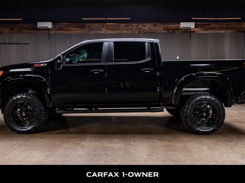 Used 2023 Chevrolet Silverado 1500 RST w/ Z71 Off-Road Package AWD/4WD image 5