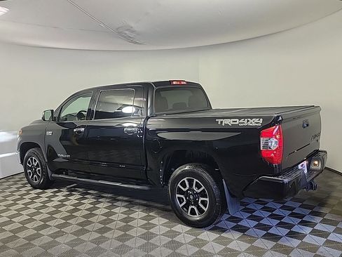 Used 2018 Toyota Tundra Limited w/ Limited Premium Package AWD/4WD image 9