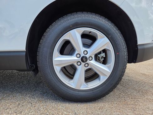 Used 2024 Ford Edge SE AWD/4WD image 10