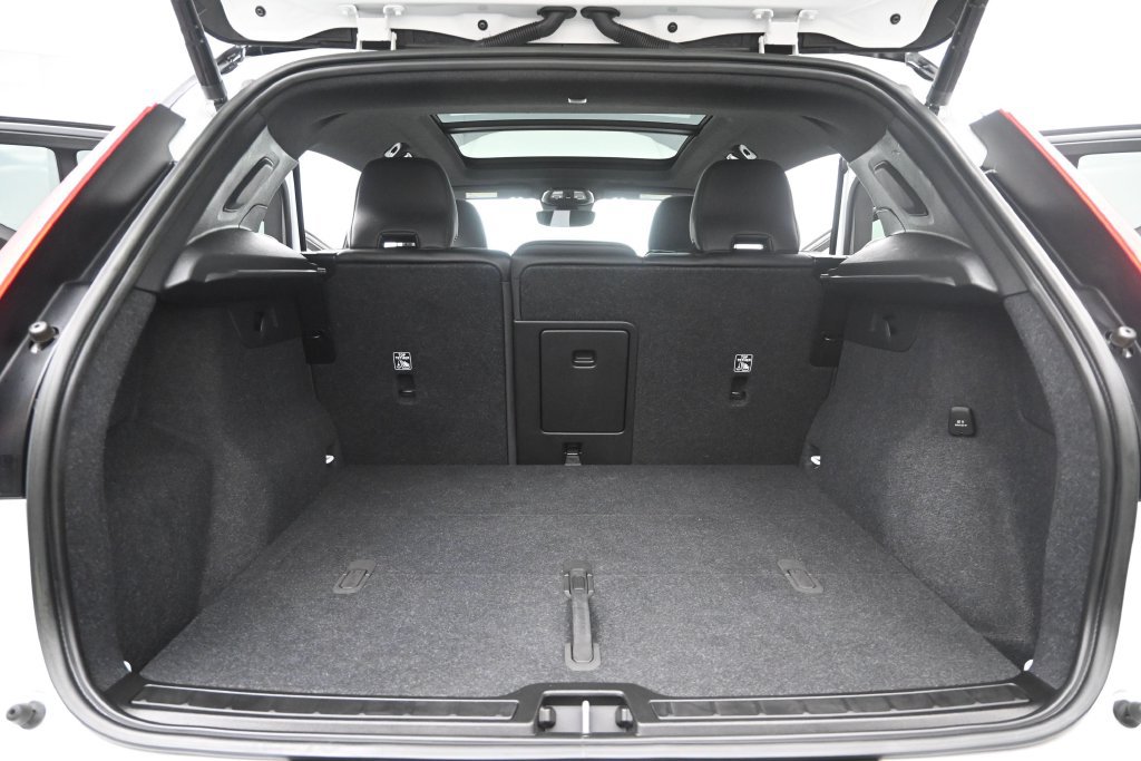 Used 2023 Volvo XC40 Recharge Ultimate AWD/4WD image 18