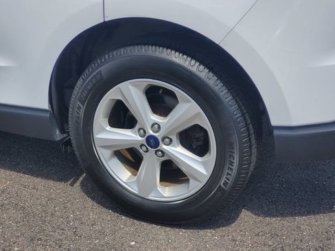 Used 2016 Ford Edge SE FWD image 22
