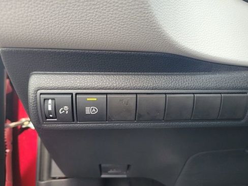 Used 2022 Toyota Corolla SE image 33