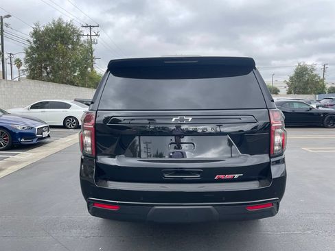 Used 2024 Chevrolet Suburban RST w/ Luxury Package AWD/4WD image 3