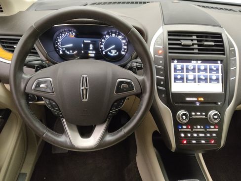 Used 2018 Lincoln MKC Select w/ Select Plus Package FWD image 22