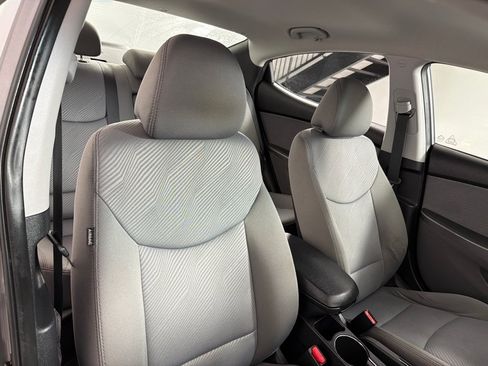 Used 2013 Hyundai Elantra GLS w/ Preferred Pkg FWD image 20