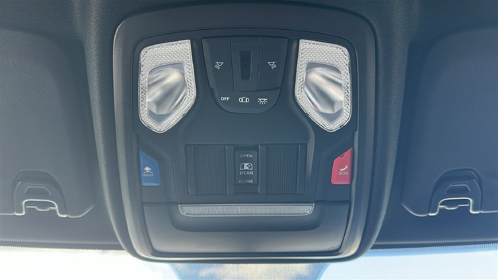 Used 2022 RAM 2500 Tradesman w/ Towing Technology Group AWD/4WD image 35
