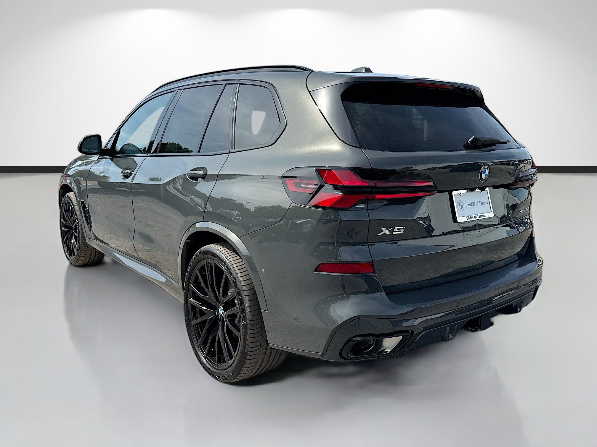 New 2026 BMW X5 sDrive40i w/ M Sport Package RWD image 5