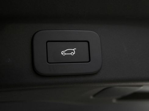New 2025 Jaguar F-PACE R-Dynamic S AWD/4WD image 19