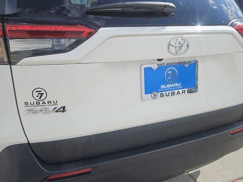 Used 2024 Toyota RAV4 LE AWD/4WD image 7
