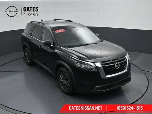 Used 2024 Nissan Pathfinder SV AWD/4WD image 47