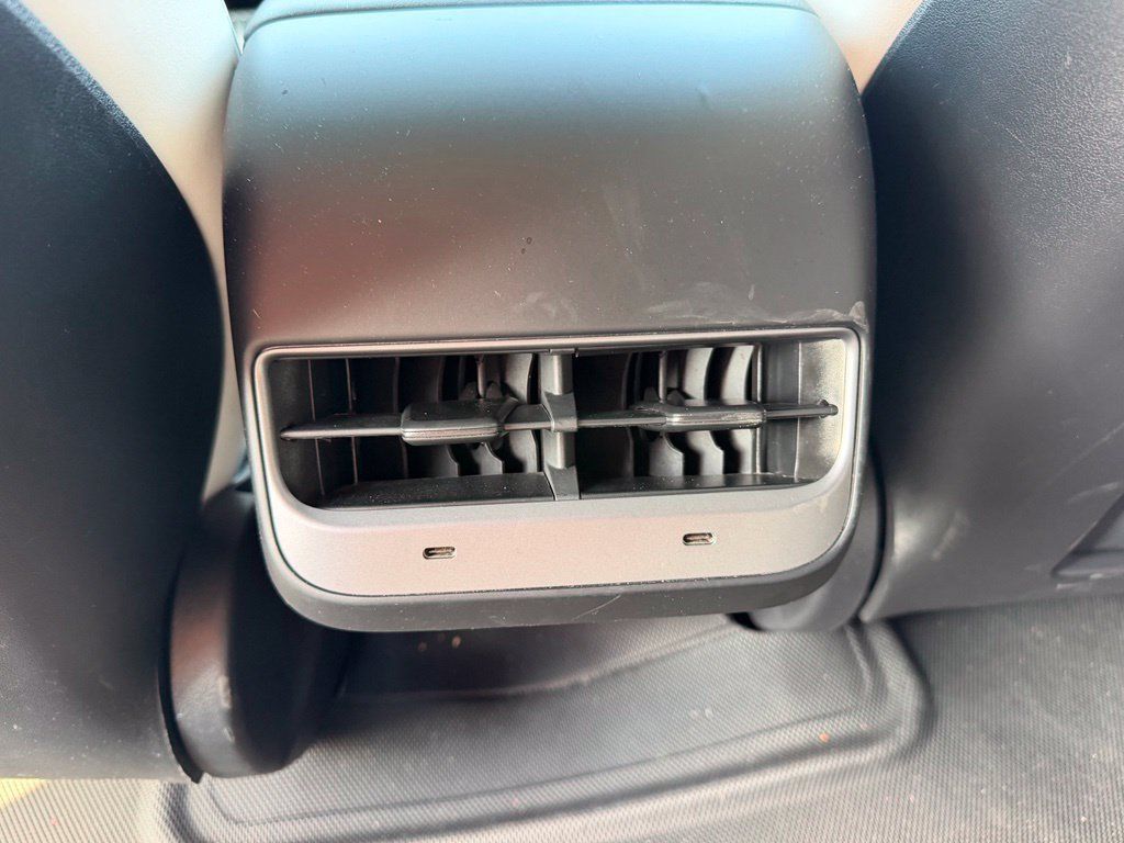 Used 2020 Tesla Model 3 Performance AWD/4WD image 10