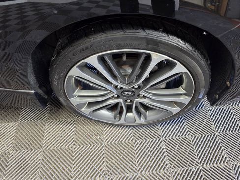 Used 2016 Hyundai Veloster Turbo FWD image 29
