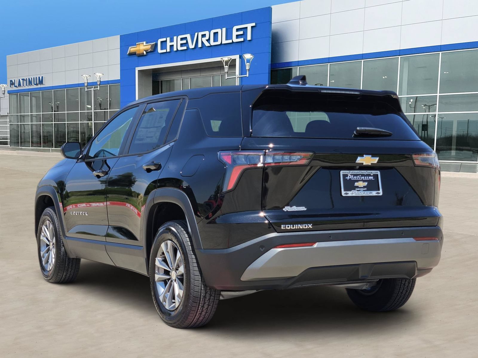 New 2027 Chevrolet Equinox LT FWD image 4