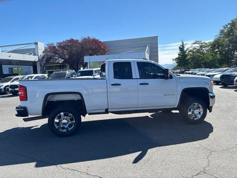 Used 2017 GMC Sierra 2500 4x4 Double Cab w/ Sierra Convenience Package image 10