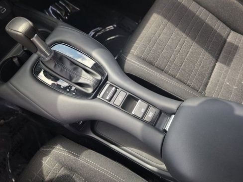 Used 2025 Honda HR-V LX image 23