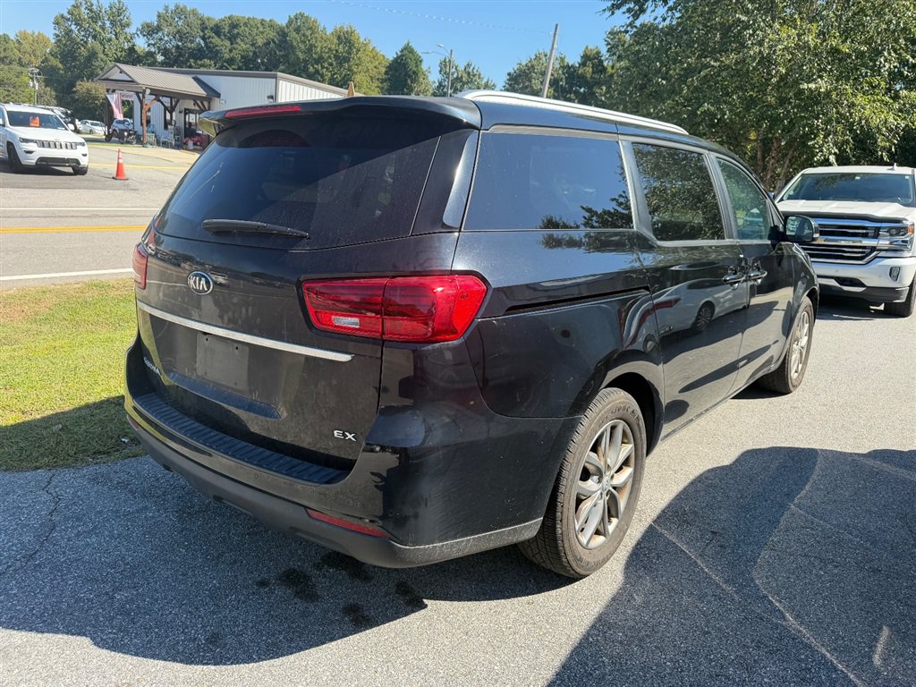 Used 2019 Kia Sedona EX FWD image 2