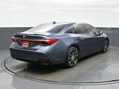 Used 2019 Toyota Avalon Touring w/ Advanced Safety Package FWD image 6