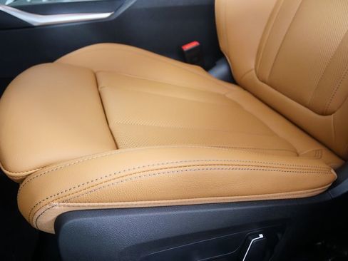 New 2026 BMW 330i Sedan w/ Premium Package image 9