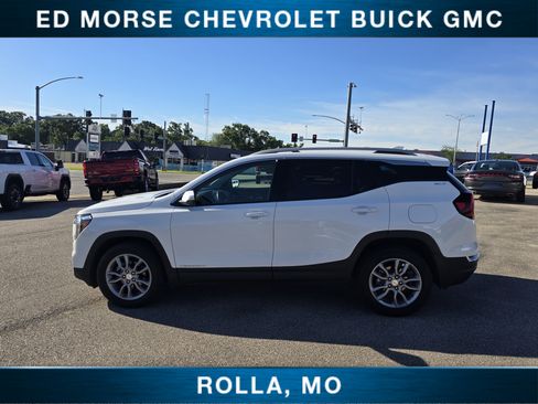 Certified 2024 GMC Terrain SLT AWD/4WD image 6