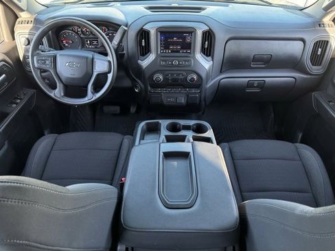 Used 2023 Chevrolet Silverado 1500 Custom Trail Boss w/ LPO, Dark Essentials Package image 11