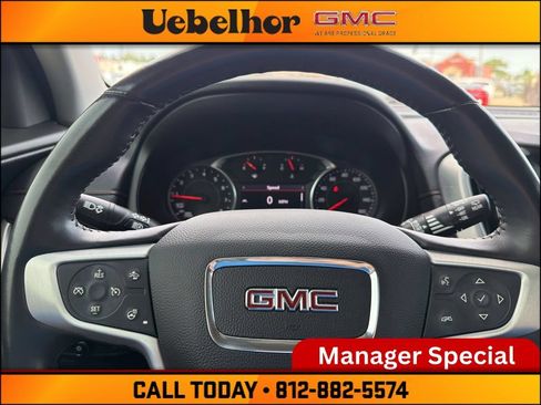 Used 2021 GMC Terrain SLT AWD/4WD image 27