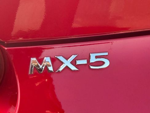 Used 2022 MAZDA MX-5 Miata RF Grand Touring RWD image 42